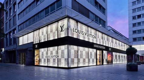 louis vuitton düsseldorf black friday|louis vuitton in germany.